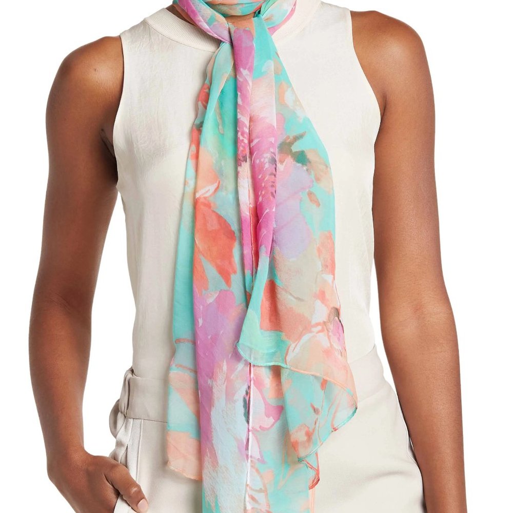 Vince Camuto Pretty Floral Wrap NWT